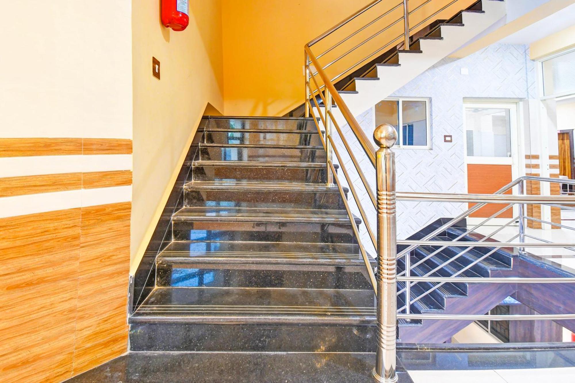 Hotel O Maa Bhubaneswari Hotel المظهر الخارجي الصورة